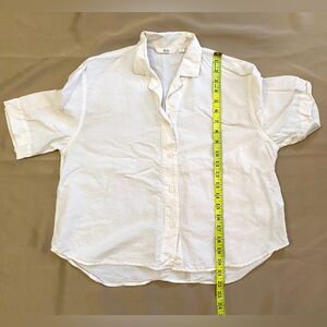 Uniqlo Cropped Short Sleeve Button Top White Linen Blend Small
